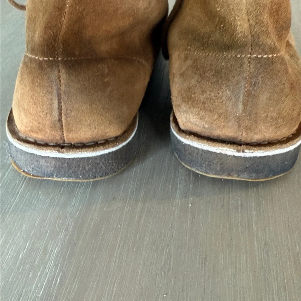 Ugg Men's 13‎ Tan Suede Shoes